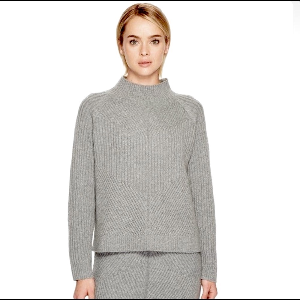Levi’s Made & Crafted boxy Slouchy Wool Cashmere Knit Sweater